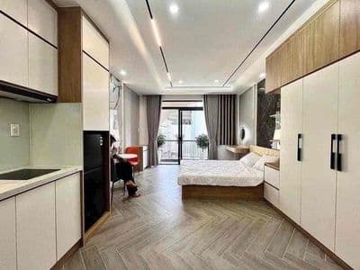 Thuê ngay studio ban công 36m2 tại Hoàng Hoa Thám gần chợ Bà Chiểu