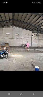 Xưởng cho thuê DT 600m hẽm.xe tải vào xưởng