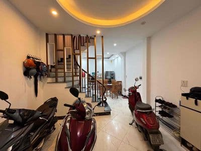 GIÁ TỐT ĐẦU TƯ – HIẾM KHU MINH KHAI - GẦN TIMES CITY -61m2 - GẦN PHỐ