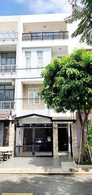CẨN Bán GầP NHà PTTN ĐưƠNG .DƯƠNG THị GIANG .DT 5X20 1 Trệt 3Lầu 5Pn