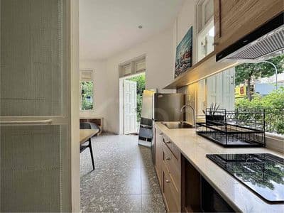 Căn hộ có gu ngay cạnh vòng xoay trần não - có chỗ đậu ô tô