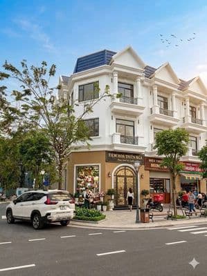BÁN GẤP NHÀ PHỐ MẶT TIỀN 15M KDC NGUYỄN VĂN TIẾT TT LÁI THIÊU - TT 5%