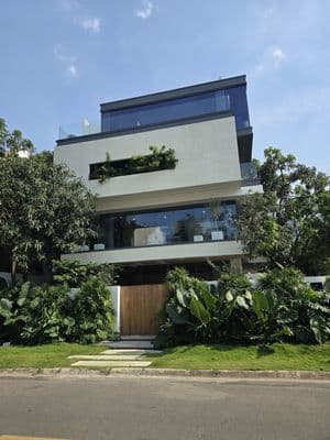Mặt bằng kinh doanh cao cấp ngay trung tâm quận 2 - diện tích 400m2
