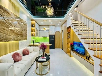 Kế bên ubnd quận bình thạnh – 29m2 - ngang 3.4m rộng - vuông a4 - shr