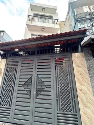 HÀNG HIẾM, NHÀ ĐẸP - 20m ra OTO TRÁNH, 3Tầng (4x13) đường Nguyễn Oanh
