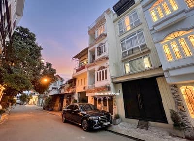 CHỈ 4,55 TỶ NHÀ 5 TẦNG NGANG 3,5m MẶT TIỀN ĐƯỜNG SỐ P. BÌNH THUẬN Q7