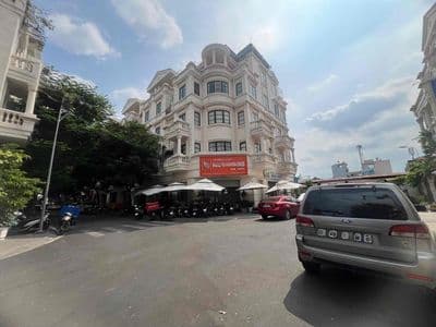 Căn góc 2 mt cityland p10 8,75x18 dòng tiền 60tr