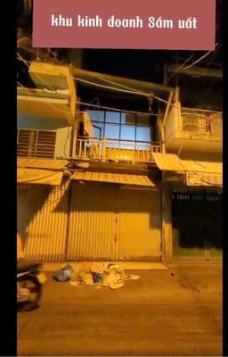 bán nhà mặt tiền chợ,kinh doanh sầm uất,đang có hợp đồng thuê