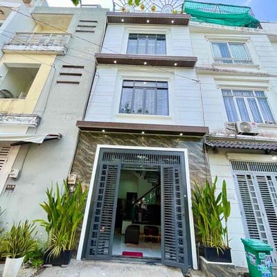 Nhà p. Thới An- hẻm thông- kinh doanh buôn bán tốt