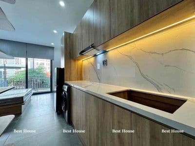 SIÊU PHẨM BAN CÔNG 30M2 FULL NỘI THẤT - Máy Giặt Riêng - Ngay Đầm Sen
