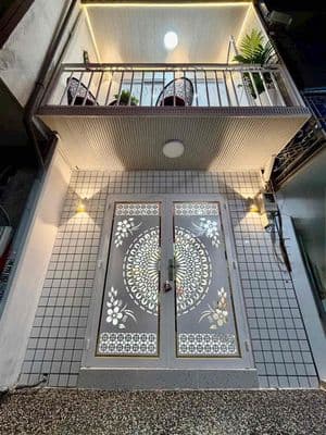 Bán nhà Dương Cát Lợi, hẻm rộng rãi dân trí cao, ô tô đậu kê nhà