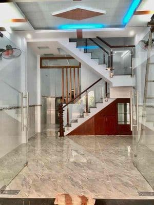 nhà khu kênh nước đen 4x11m 1 lầu 3.5 tỷ