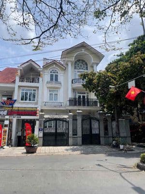 Cho thuê biệt thự thái thuận q2 dtsd 600m2