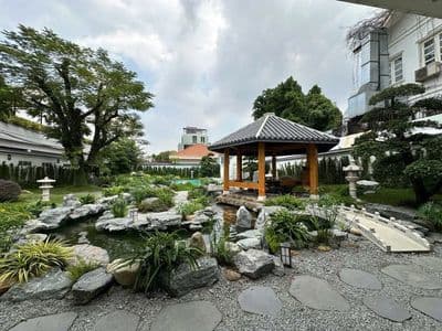 Cho thuê biệt thự khuôn viên lớn – thảo điền q2