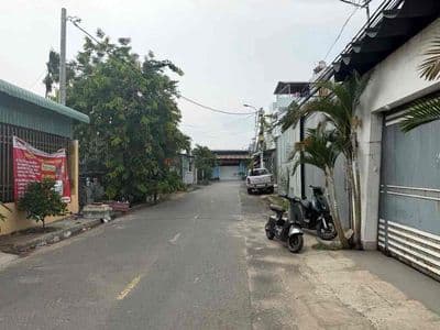 Đất khủng ngang 8m vuông vức-Gần chợ Xuân Thới Thượng-Phan Văn Hớn