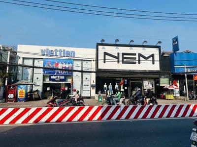 Cho thuê mặt bằng siêu rộng – vị trí đẹp quận 7