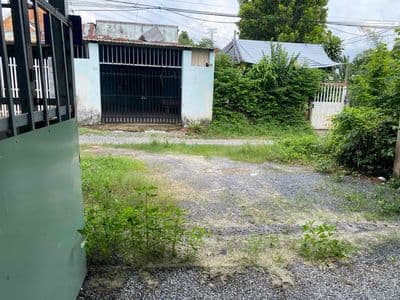 Lô đất vườn 227m2 có nhà chòi xã trung an,đường Sông Lu vào 300mét