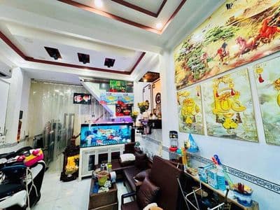 Nhà Bán 4 Tầng Bình Đông P. Phú Định - Quận 8 - 5PN Hẻm Xe Tải - SHR