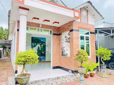 NHÀ MÁI THÁI MẶT TIỀN XÃ TÂN AN CÀNG LONG