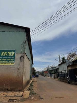 Lô Góc 2 Mặt Tiền Phạm Hùng và Lê Thị Hồng Gấm, Đức Trọng, Lâm Đồng