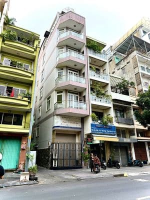 Có HHMG! Cho thuê tòa nhà góc 6 Tầng Phường Nguyễn Thái Bình 60 triệu