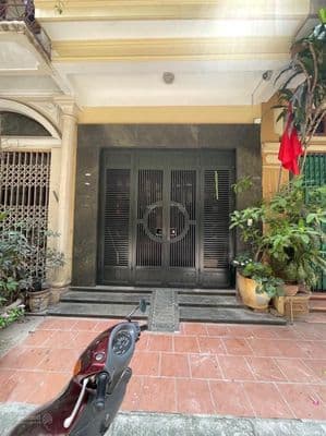 NHÀ NGÕ 125 TRUNG KÍNH - DT 50M x 5 TẦNG - KINH DOANH / Ở / VĂN PHÒNG