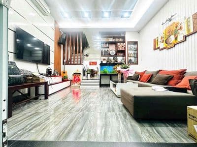 70M2 NHÀ ĐẸP NGANG LỚN 4,5M THÀNH MỸ - NỞ HẬU VƯỢNG LỘC Ô TÔ ĐỔ CỬA .