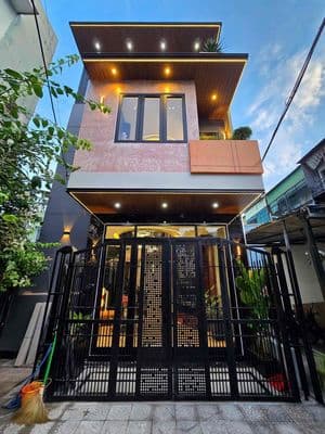 bán nhà 3 tầng MT Châu Thượng Văn P Hoà Cường trung tâm đà Nẵng