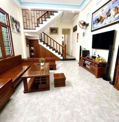 Sập Giá Nhà 3 Tầng Đường 7,5m Kinh Doanh Chợ Hoà Xuân Chỉ 6.5 Tỷ