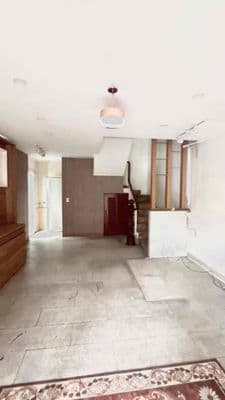 CHO THUÊ NHÀ GÓC 2 MẶT TIỀN NGANG 4.5M - LÝ CHÍNH THẮNG, Q3 - 35 TRIỆU