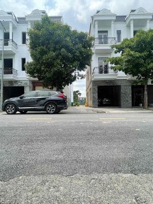 BÁN NHÀ PHỐ LIỀN KỀ TẠI KHU ĐÔ THỊ BCONS CITY LIFE