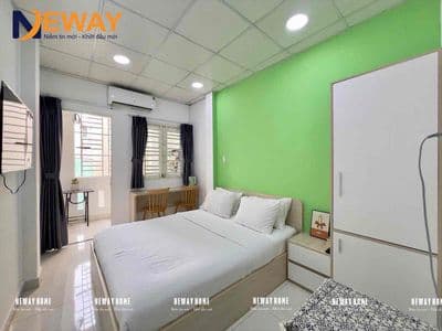 Căn hộ tách bếp máy giặt riêng cửa sổ thoáng kế cầu Calmette, Quận 1