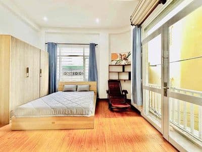 1PN Ban Công Siêu Rộng 50m2 Ngay Ngã Bảy Lý Thái Tổ
