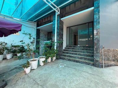 Cho thuê mặt bằng mặt tiền huỳnh tấn phát, có vỉa hè + gác lửng ở lại