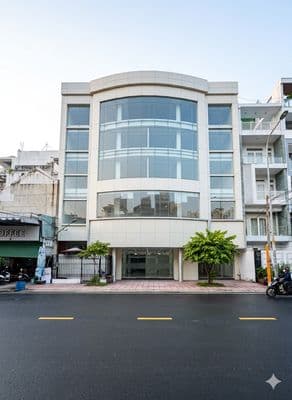 Cho thuê tòa nhà 18m x 25m 5 tầng có thang máy pccc