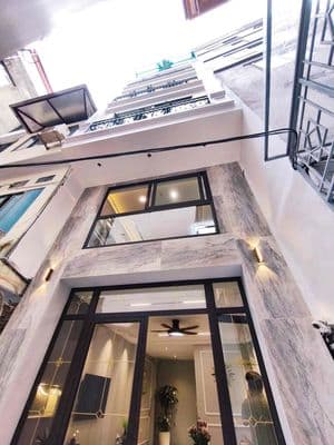 Tôn Đức Thắng, sát phố, ngõ ba gác thông, nhà xây mới, full đồ, 39m*5T