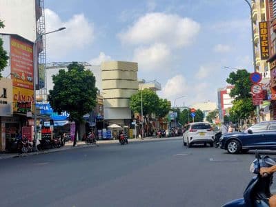 Cho thuê nhà nguyên căn đường lũy bán bích quận tân phú