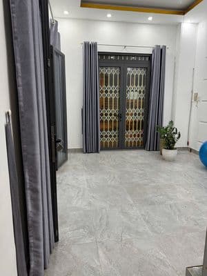 Cho thuê gian góc 2 mặt tiền ưu tiên làm văn phòng