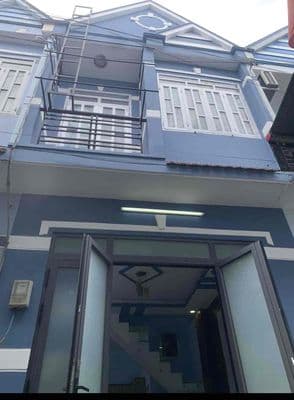 nhà gần cầu vượt ngã tư ga Q12 1 lầu 2pn hẻm xe hơi