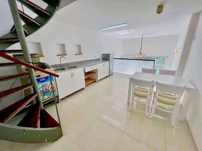 nhà 2 PN full NT Vạn giá 16tr