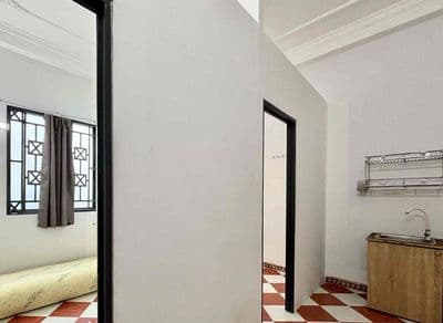 CHO THUÊ STUDIO 2PN TÁCH BẾP SIÊU RỘNG THOÁNG Ở NGAY TRƯỜNG CHINH