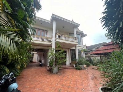 Biệt thự kinh doanh Thảo Điền, Q2, 500m2, 1 trệt 1 lầu. Giá 140tr/th