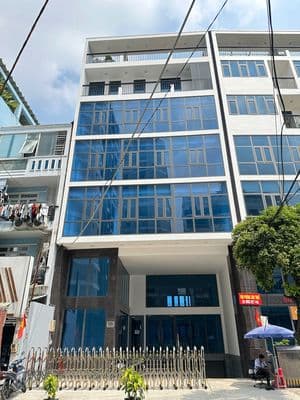 Cho thuê tòa nhà văn phòng 1200m2 gần ngay landmark 81