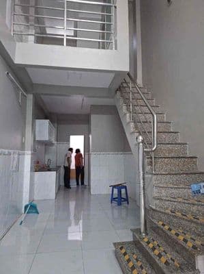 Cho Thuê Nhà Nguyễn Trãi P2 Quận 5 - 33M2 4 Tầng 2 PN - 11 Triệu