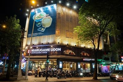 Cho thuê góc lý tự trọng sàn trống 400m²