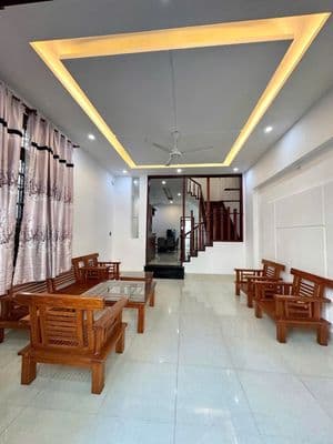 Cho Thuê Nhà 3 Tầng Lô Góc MT Hoà Cường đẹp hợp ở và làm văn phòng