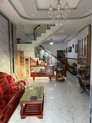 Nhà Ngay Coopmart Cần Giuộc , nhà mới tặng nội thất dô ở ngay , Ô Tô
