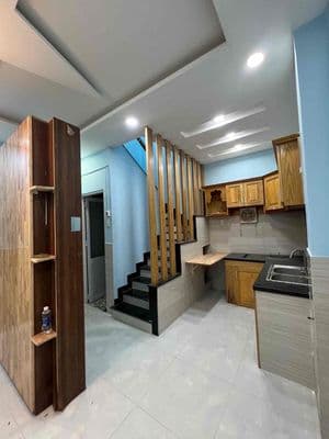 Chỉ 2,4 tỷ có nhà riêng Phú Hữu - sát Nguyễn Duy Trinh Quận 2