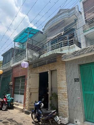 Bán Nhà Sát MT - Xe Hơi Tới Nhà - Trệt Lầu - Ngay Phan Văn Trị