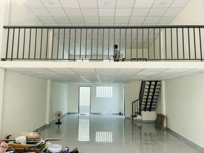 NHÀ CHO THUÊ MẶT TIỀN ĐƯỜNG LÊ KHÔI 5,7X14M CÓ 1 LỬNG CHỦ CẢI TẠO MỚI